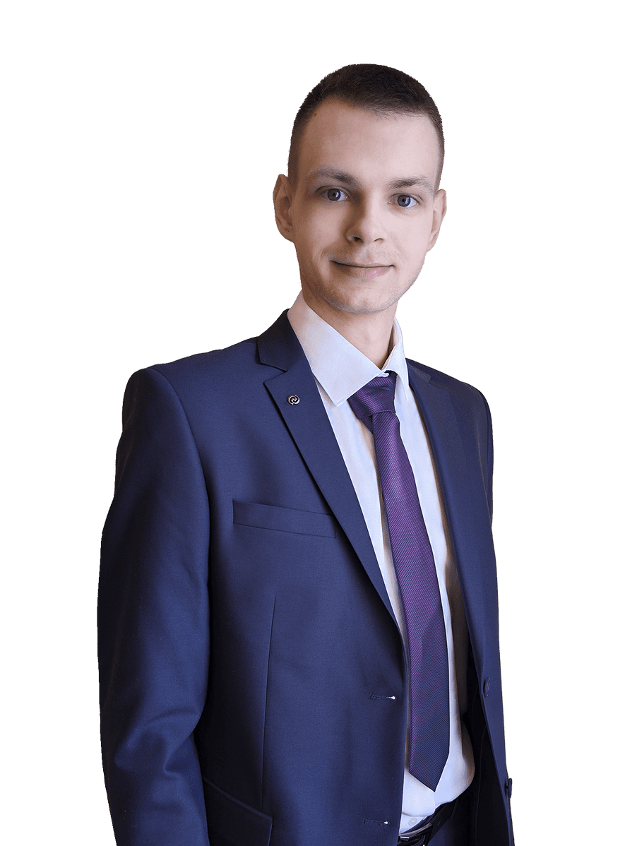 Веб-разработчик студии InlineCode за работой над созданием сайта